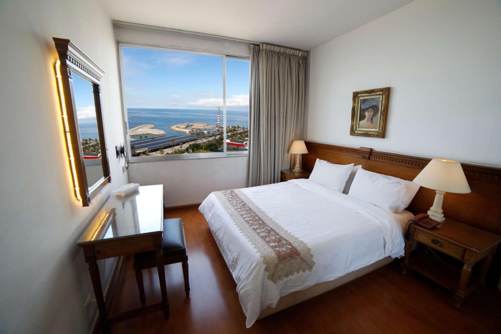 Holiday Home Suites Beirut Exterior foto
