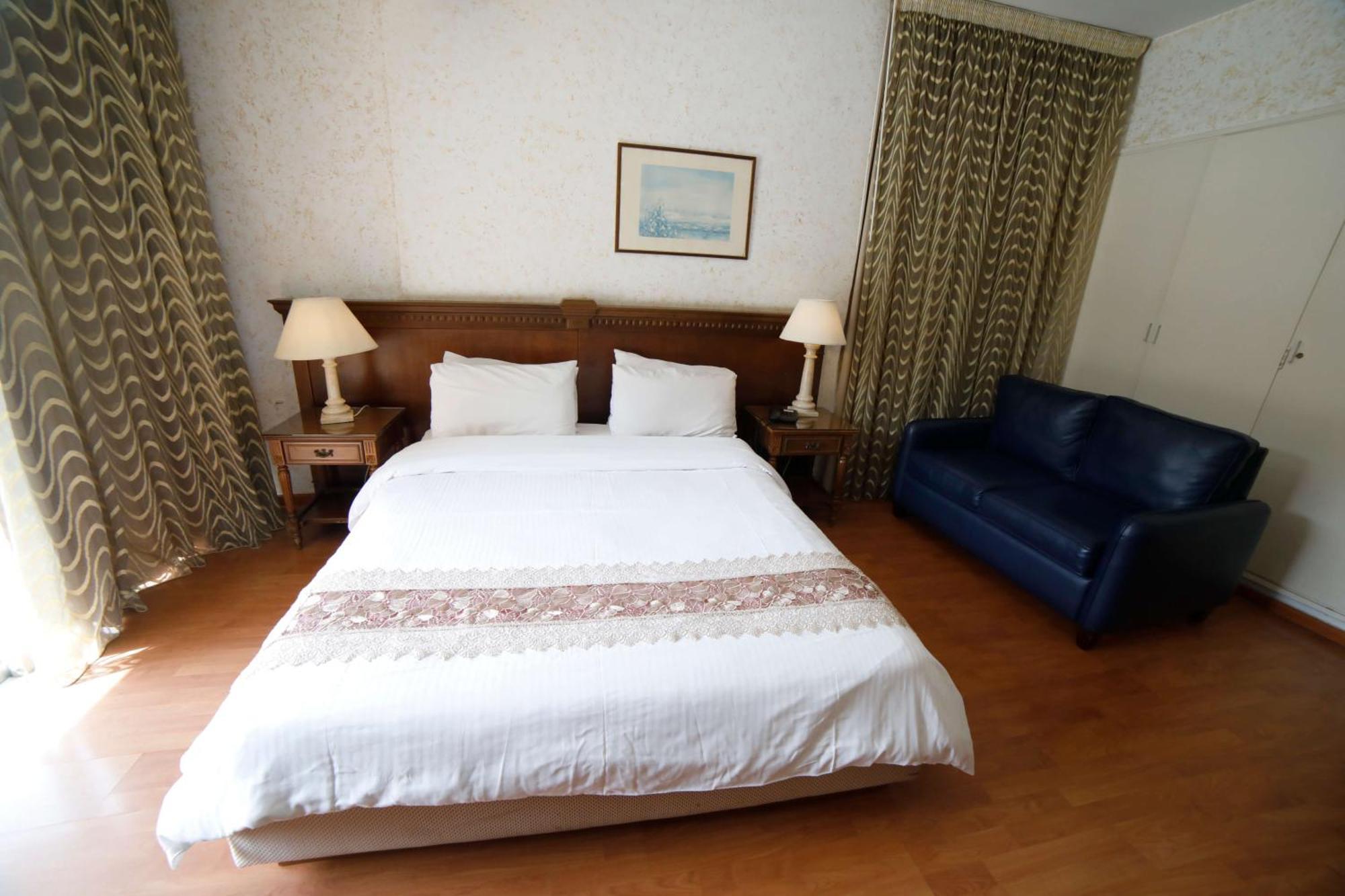 Holiday Home Suites Beirut Exterior foto