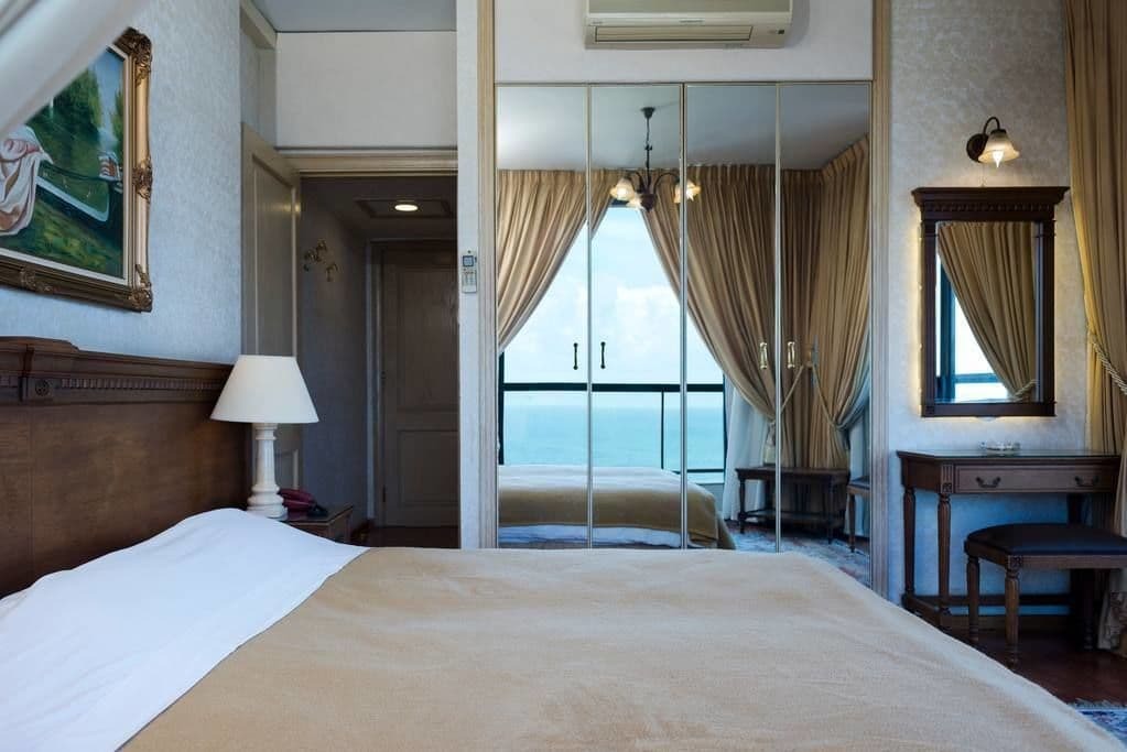 Holiday Home Suites Beirut Exterior foto