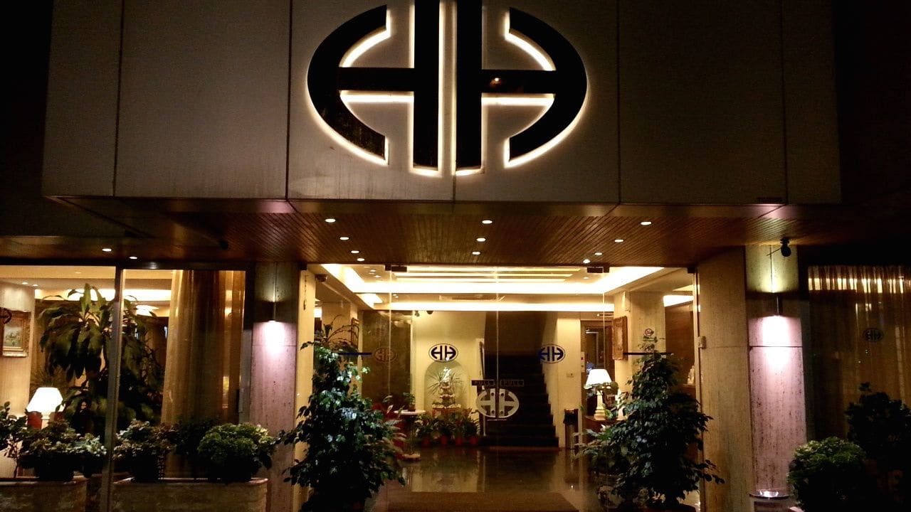 Holiday Home Suites Beirut Exterior foto